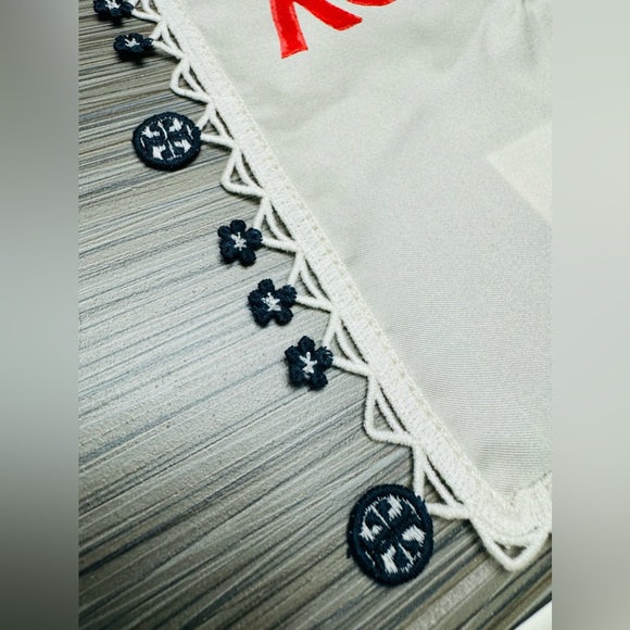 Tory Burch scarf floral flower print - Picture 8 of 12